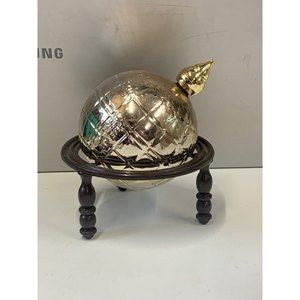 Vintage Tribute After Shave by Avon 6oz Bottle "A Mans World" Globe with box 21B